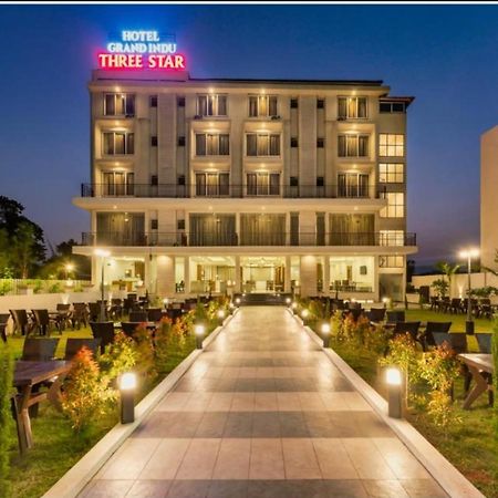 Hotel Grand Indu, 3 Star Kolhápur Kültér fotó