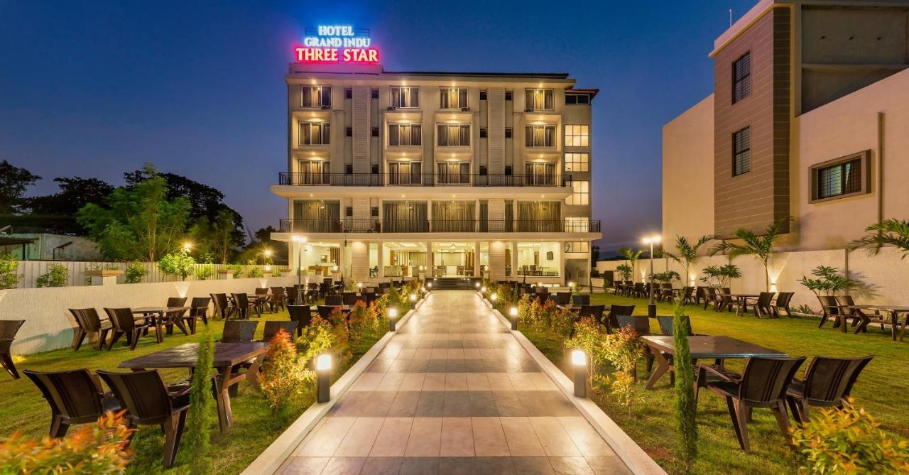 Hotel Grand Indu, 3 Star Kolhápur Kültér fotó